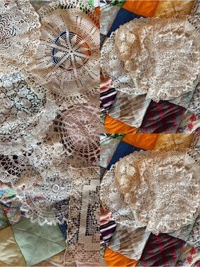 Lace Doilies - qty 7